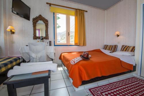 Hotel Korifi Suites