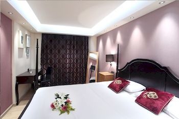Comfy Boutique Hotel