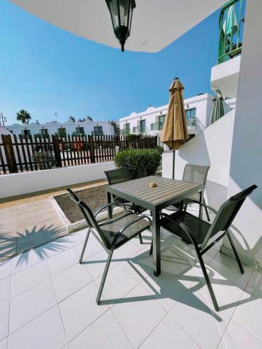 Apartamento Sea Breeze Residencial San Valentin