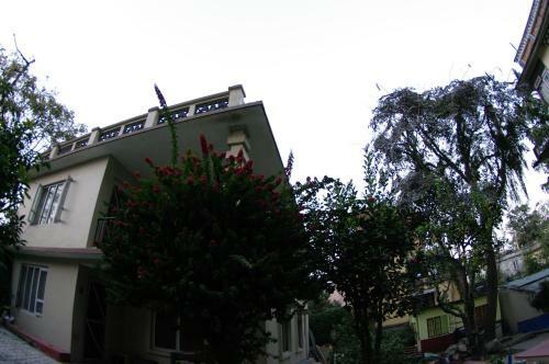 Hostal Laughing Buddha Hotel & Garden Theater
