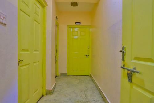Oyo 656 Hotel Shree Guru