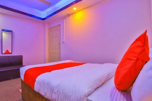 Oyo 656 Hotel Shree Guru