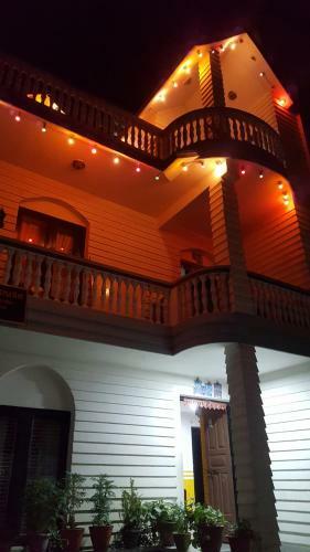 Bed & Breakfast Bnb Royal Tourist House