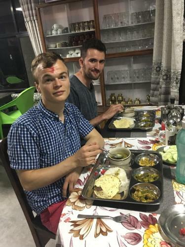 Bed & Breakfast Bnb Royal Tourist House