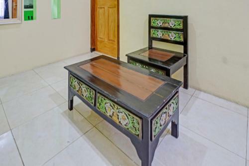 Hotel Oyo 90737 Losmen Aini Syariah