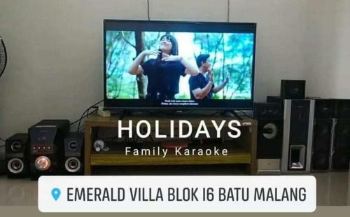 Full House Emerald Villa I6 2 Br Near Jtp 3