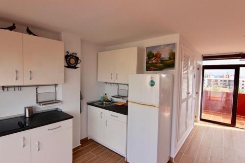 Apartamento �tico Duplex En 1a L�nea De Mar