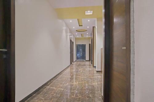 Oyo 81281 Hotel Jay Mahakali