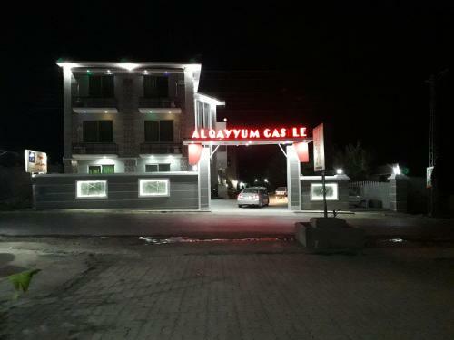 Al Qayyum Castle Hotel