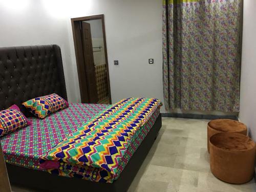 Apartment Near Shaukat Khanum