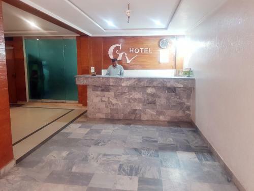 Gulberg View Hotel - Main Market
