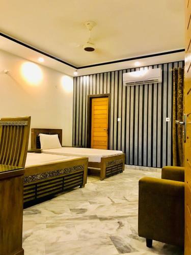 Hotel Pakeeza One