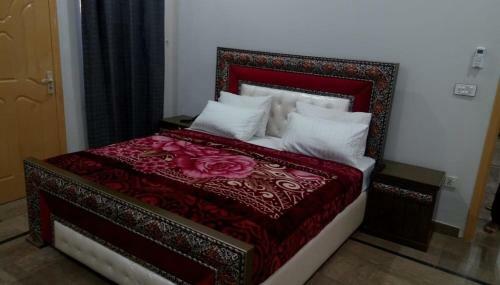Hotel Days Inn Lahore