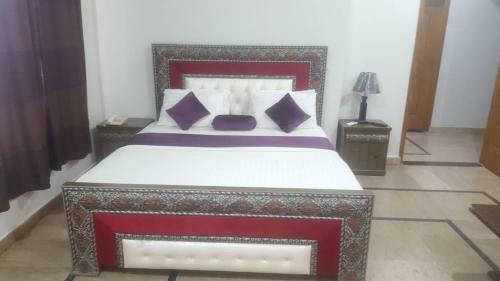 Hotel Days Inn Lahore