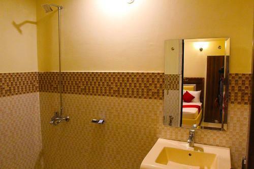 Hotel Days Inn Lahore