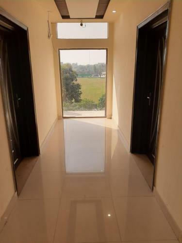 Hotel Days Inn Lahore