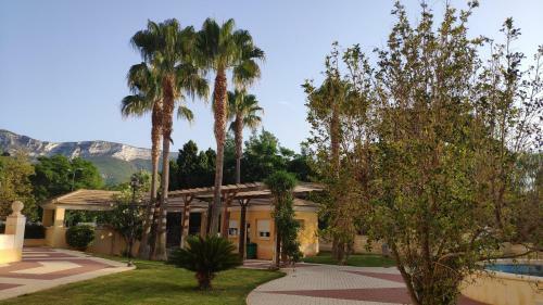 Lovely Apartment Denia, Piscina, Jacuzzi, P�del, Parking