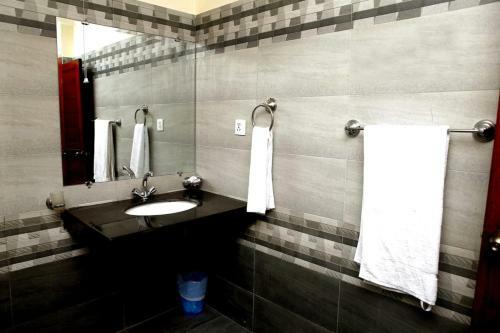 Hotel Noor Plaza