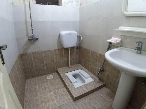 Apartamento Three Bedrooms Home Johar Town