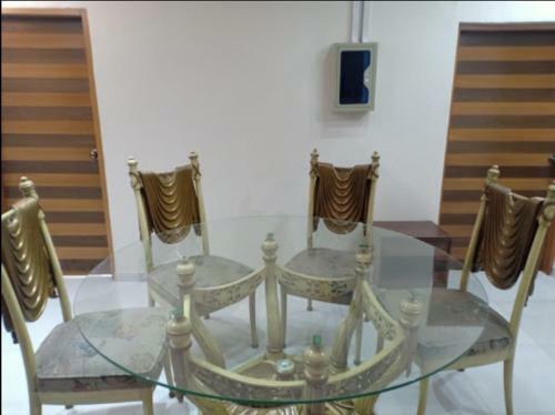 Hostal Sitara Hotel
