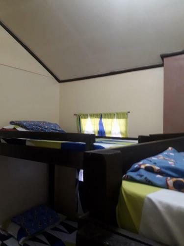 Hostal R D J Homestay