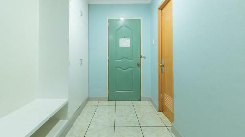 Hotel Reddoorz @ La Brea Inn Baguio