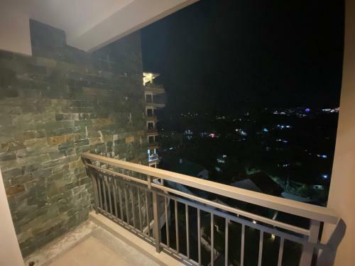 Apartamento Bristle Ridge Residences