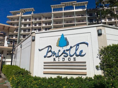 Apartamento Bristle Ridge Residences