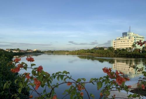 Blue House In Iloilo