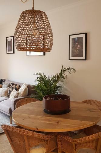 Lovely 2 Bedroom Apartment Close To Denia Castle.