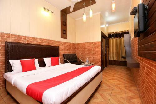 Hotel Holy City Paradise Inn