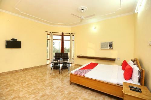 Hotel Holy City Paradise Inn