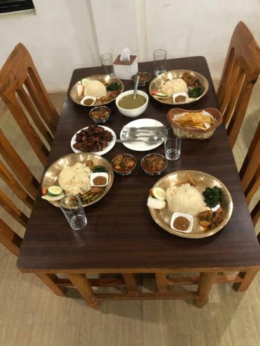 Hotel Nayagaun Village Resort