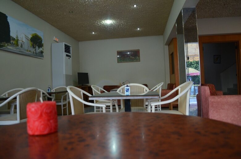 Aparthotel Kremasti Memories