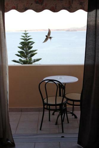 Stefanosplace Aparthotel Sea View
