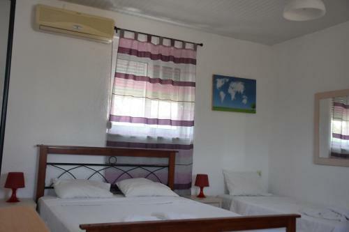 Hostal Kiotari Beach Apartments