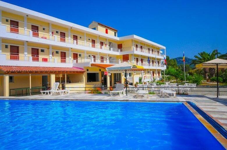 Hotel Prassino Nissi