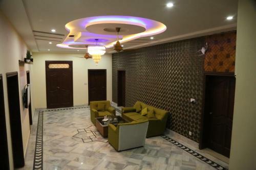 Hotel Pak Continental