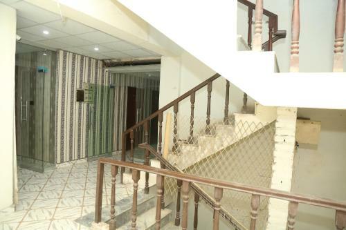 Hotels Multan