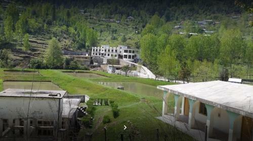 Hotel Chikar Highland Resort
