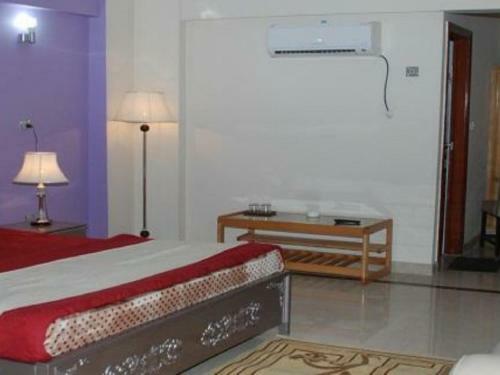 Mir Continental Hotel