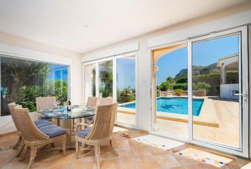 Marvelous Villa With Panoramic Sea View & Pool