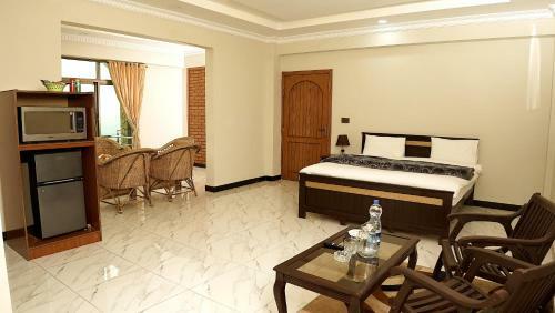 Grand Taj Hotel