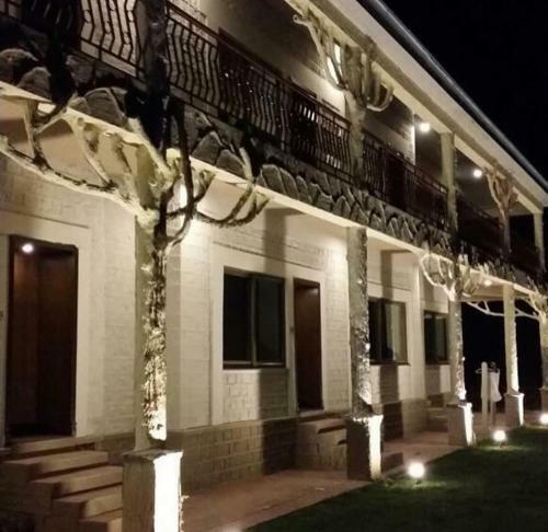 Cosy Knock Hotel