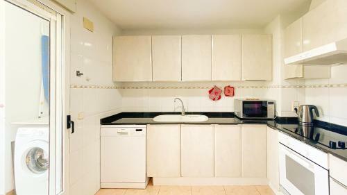 Beautiful 2-bed Apartment In Denia Near The Beach
