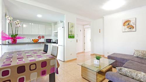 Beautiful 2-bed Apartment In Denia Near The Beach