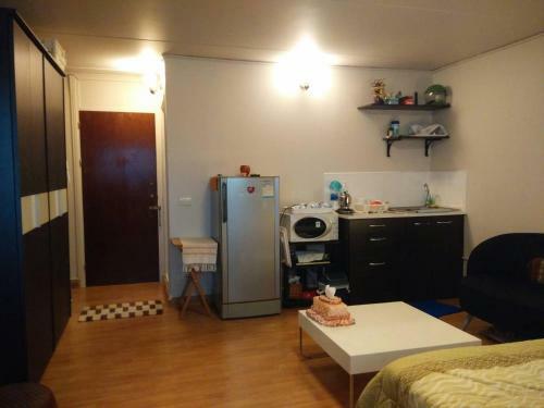 Apartamento Renovate Room Near Impact