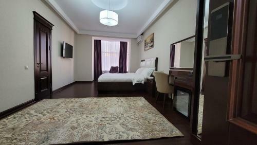 Hotel Ayni