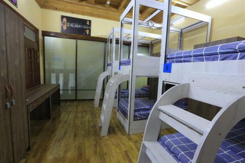 Yellow Hostel Dushanbe