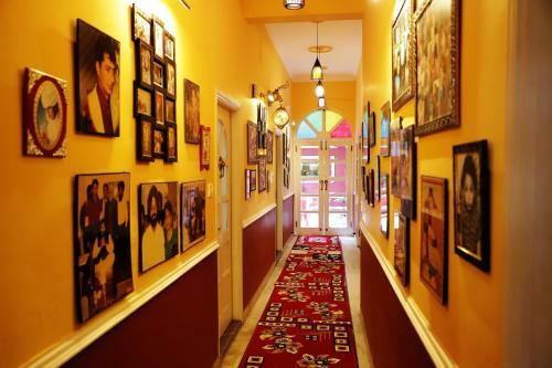 Hotel Ganesha Palace